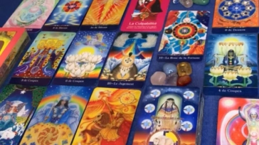 Taroscope Février 2026 : Prévisions Tarot Complètes Signe par Signe